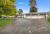 208 m2 Lifestyle 4 beds 2 baths house with sleepout on 1.29 ha land, 3-bay garaging, substantial 4-bay shedding with 3-phase power, and an additional 2-bay garage, close to Te Kauwhata village, you’ll have access to schools, childcare, medical facilities, emergency services, a golf course, sports clubs, a library, and a range of shops and cafés, approx 83 km to Auckland, 232 Martin Road, Waerenga, Waikato