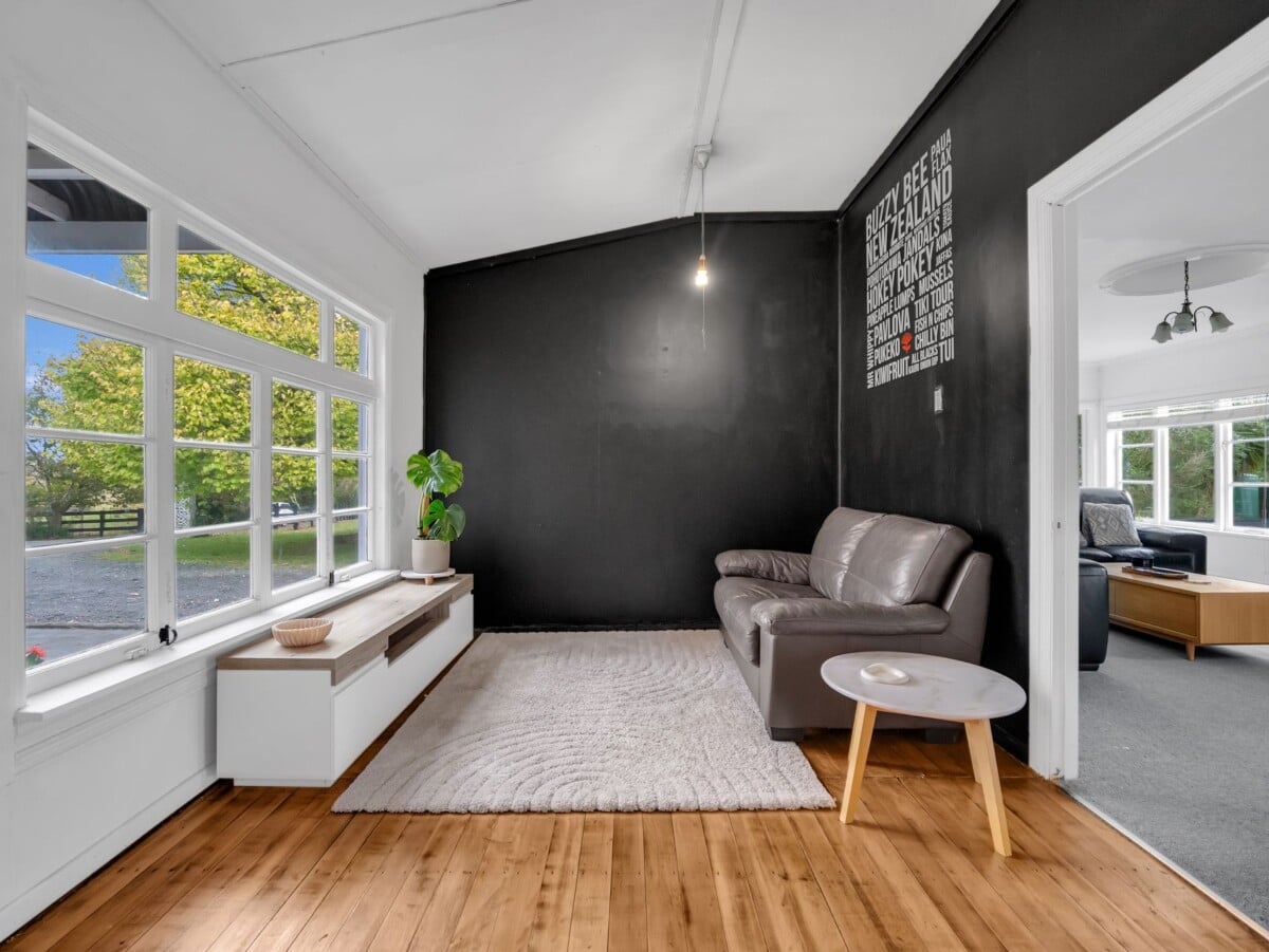 208 m2 Lifestyle 4 beds 2 baths house with sleepout on 1.29 ha land, 3-bay garaging, substantial 4-bay shedding with 3-phase power, and an additional 2-bay garage, close to Te Kauwhata village, you’ll have access to schools, childcare, medical facilities, emergency services, a golf course, sports clubs, a library, and a range of shops and cafés, approx 83 km to Auckland, 232 Martin Road, Waerenga, Waikato