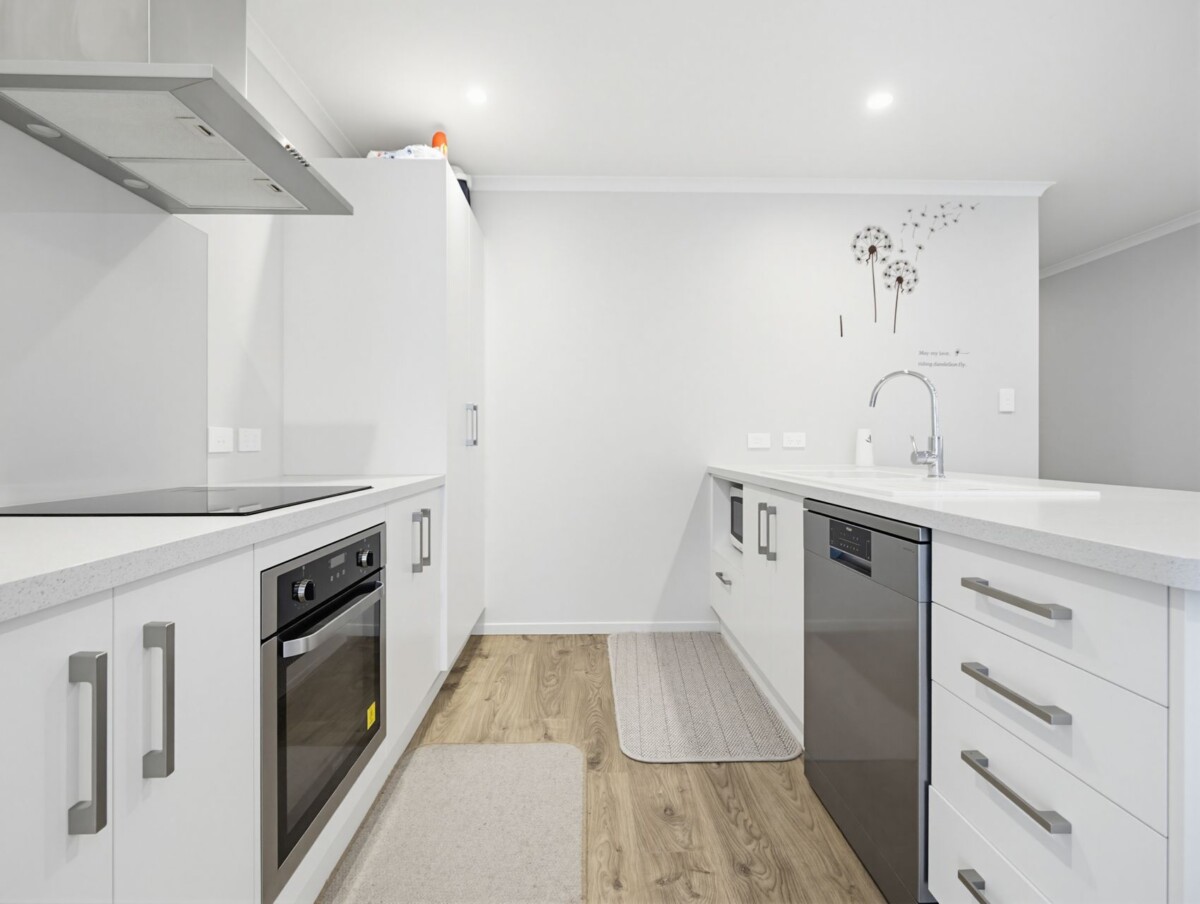 159m2 4 beds 2 baths house with double garage, close to Te Kauwhata Primary School and zoned for Te Kauwhata College. Local shops, cafés, and green spaces, approx 77 km to Auckland, 1 Rosso Lane, Te Kauwhata, Waikato