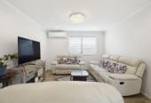 159m2 4 beds 2 baths house with double garage, close to Te Kauwhata Primary School and zoned for Te Kauwhata College. Local shops, cafés, and green spaces, approx 77 km to Auckland, 1 Rosso Lane, Te Kauwhata, Waikato