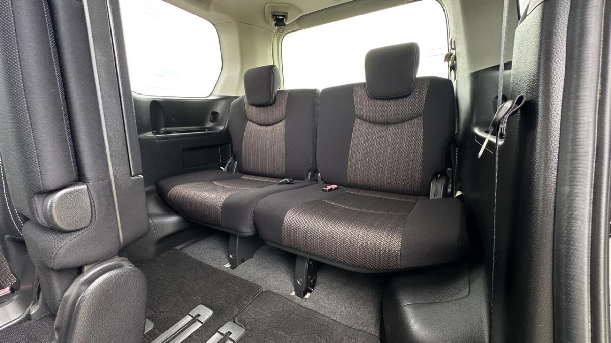 2015 Nissan Serena Highway Star Smart Hybrid, Automatic, 5 Door, Van, Pearl White, 8 seats, 2000cc, Hybrid (Hybrid), 95,876km