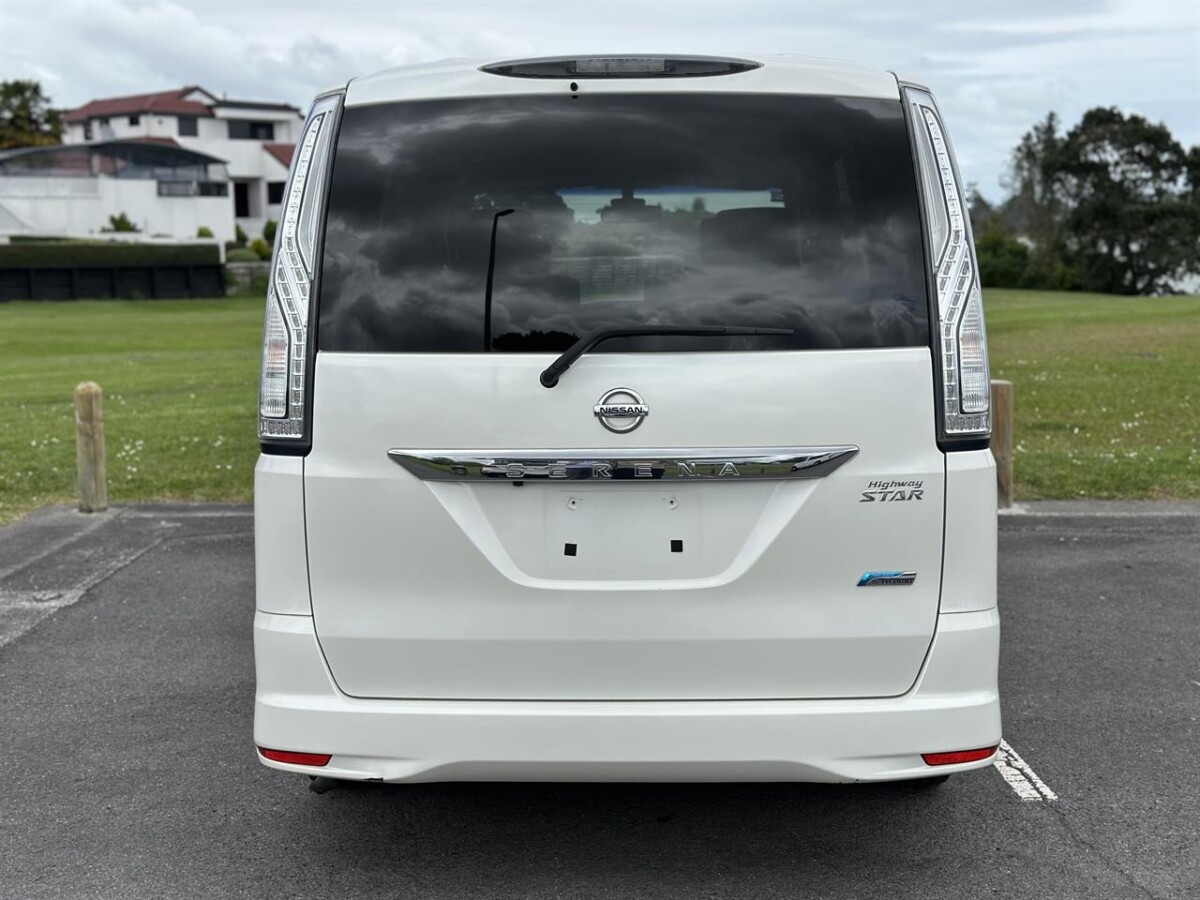 2015 Nissan Serena Highway Star Smart Hybrid, Automatic, 5 Door, Van, Pearl White, 8 seats, 2000cc, Hybrid (Hybrid), 95,876km