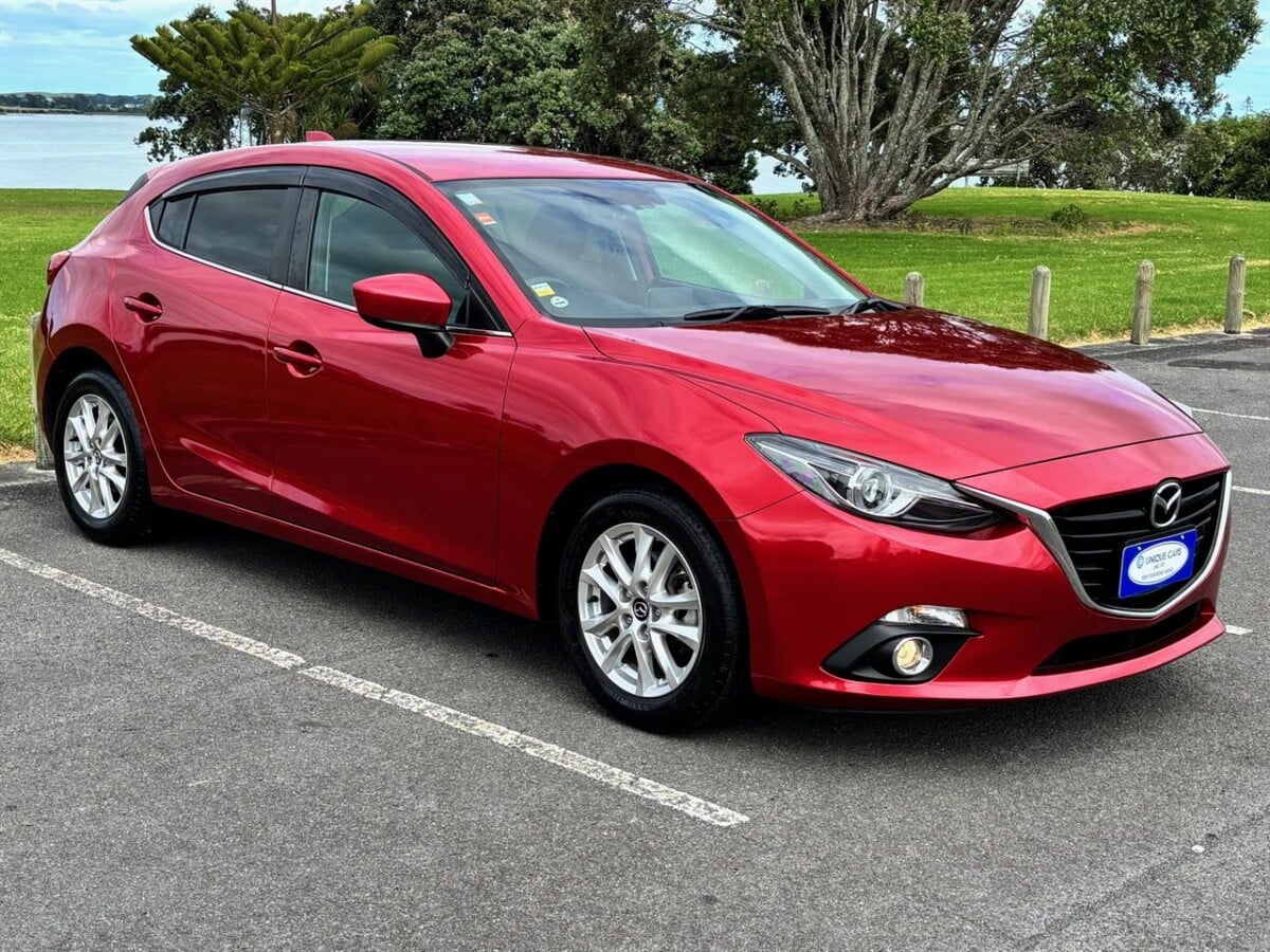 2014 Mazda Axela 15S Skyactiv, With Apple Car Play, Hatchback, Automatic, 1500cc, Petrol, 108,640km