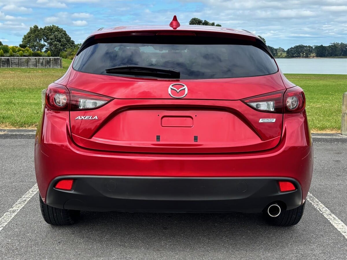 2014 Mazda Axela 15S Skyactiv, With Apple Car Play, Hatchback, Automatic, 1500cc, Petrol, 108,640km