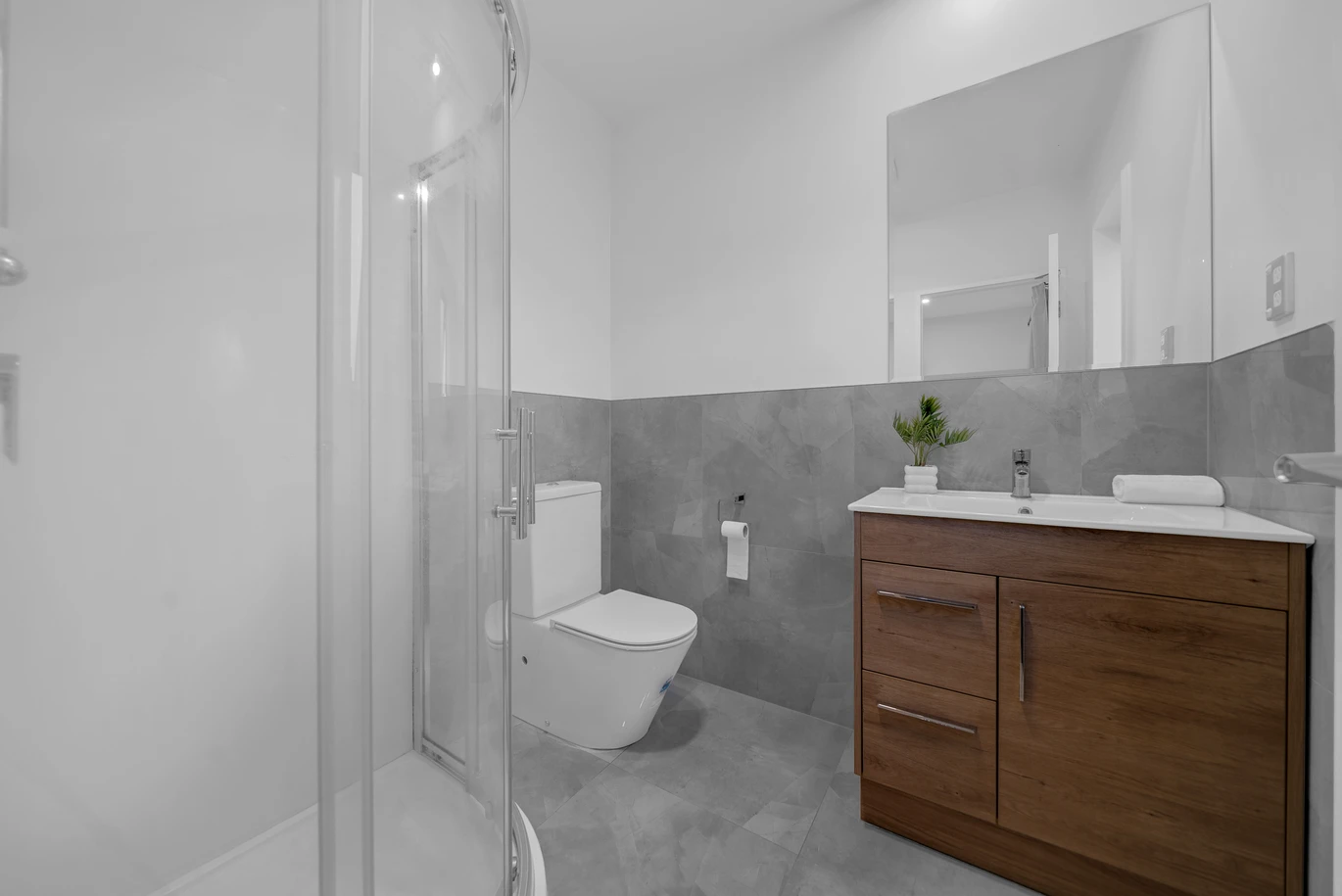 Move-in ready, 3 beds 2.5 baths home with car park, plus a secure backyard and storage shed, close to public transport, shops, and top-rated schools, 4B Ahunga Road, Karaka, Auckland