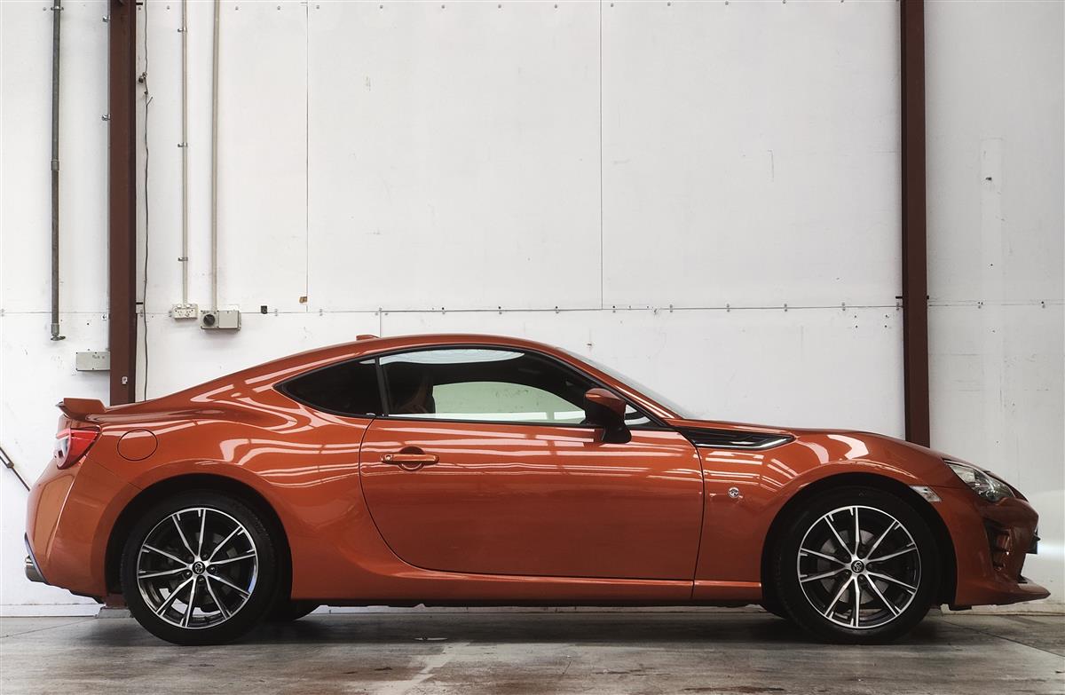 2017 Toyota 86 GT LTD/FACELIFT MODEL/REAR SPOILER/SPORTY LOOKIN/RARE FIND Coupe Automatic, Hot Lava Orange, 4 seats, Petrol, New Import, 2,000 cc, 97,206 km