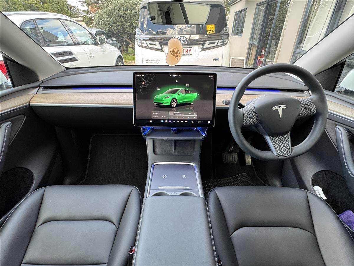 2023 Tesla Model Y RWD RV/SUV Automatic, Beige, 5 seats, Electric, 42,600 km
