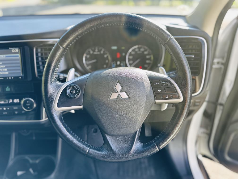 2013 Mitsubishi Outlander 24G SAFTY PACKAGE !! TOP SPEC !! RV/SUV Tiptronic, 5 seats, New Import, Petrol, 2,400 cc, 45,251 km