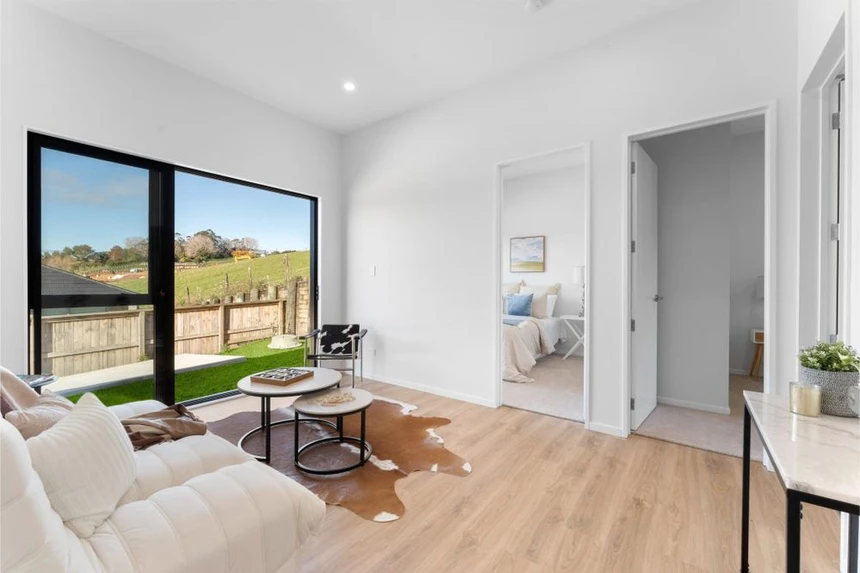 213m2 5 beds 3 baths house with double garage on 582m2 section, 3 beds home plus 2-beds granny, currently rented at $950 per week, Walk to schools & Warkworth town centre, Short drive to beaches, wineries & regional parks, 13 Titapu Road Warkworth, Auckland