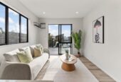 2 kitchens, 296m2 5 beds 3.5 baths house with double garage and 2-beds granny on 378m2 section, close to local parks, shopping amenities, zoned for Ormiston Primary, Ormiston Junior College, and Ormiston Senior College, 3 Hing Street, Flat Bush, Auckland