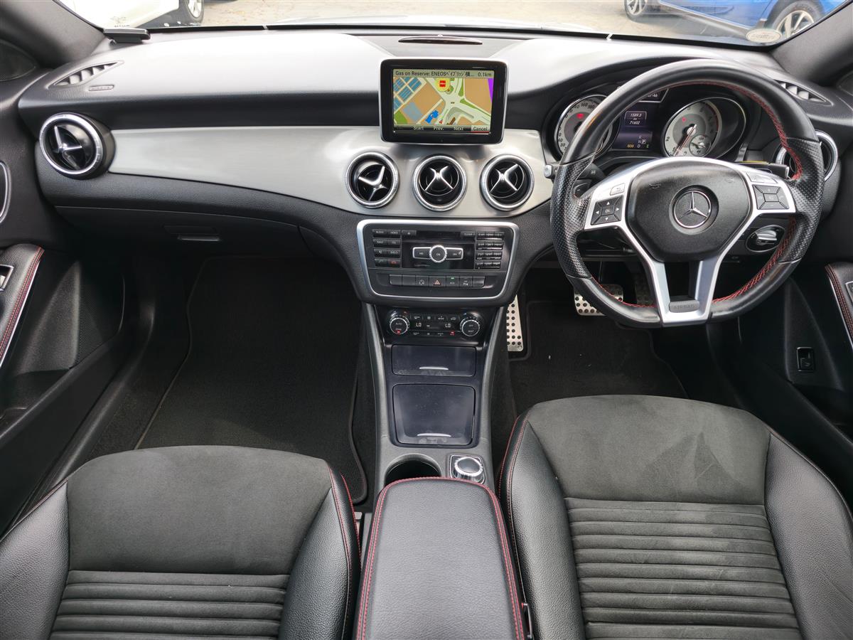 2014 Mercedes-Benz CLA 250 **Cruise Control**Half Leather Seats**Memory & Electric Seats**Factory Mags**Reversing Camera** Sedan Automatic, 5 seats, Silver, Petrol, 1,991 cc, 71,598 km