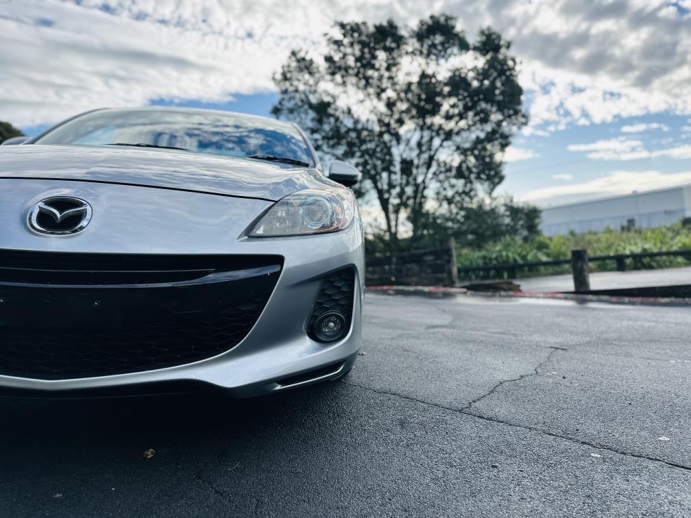 2012 Mazda Axela 20S SPORTS !! SKYACTIVE ENGINE !! Sedan Tiptronic, Silver, 5 seats, New Import, Petrol, 2,000 cc, 75,399 km