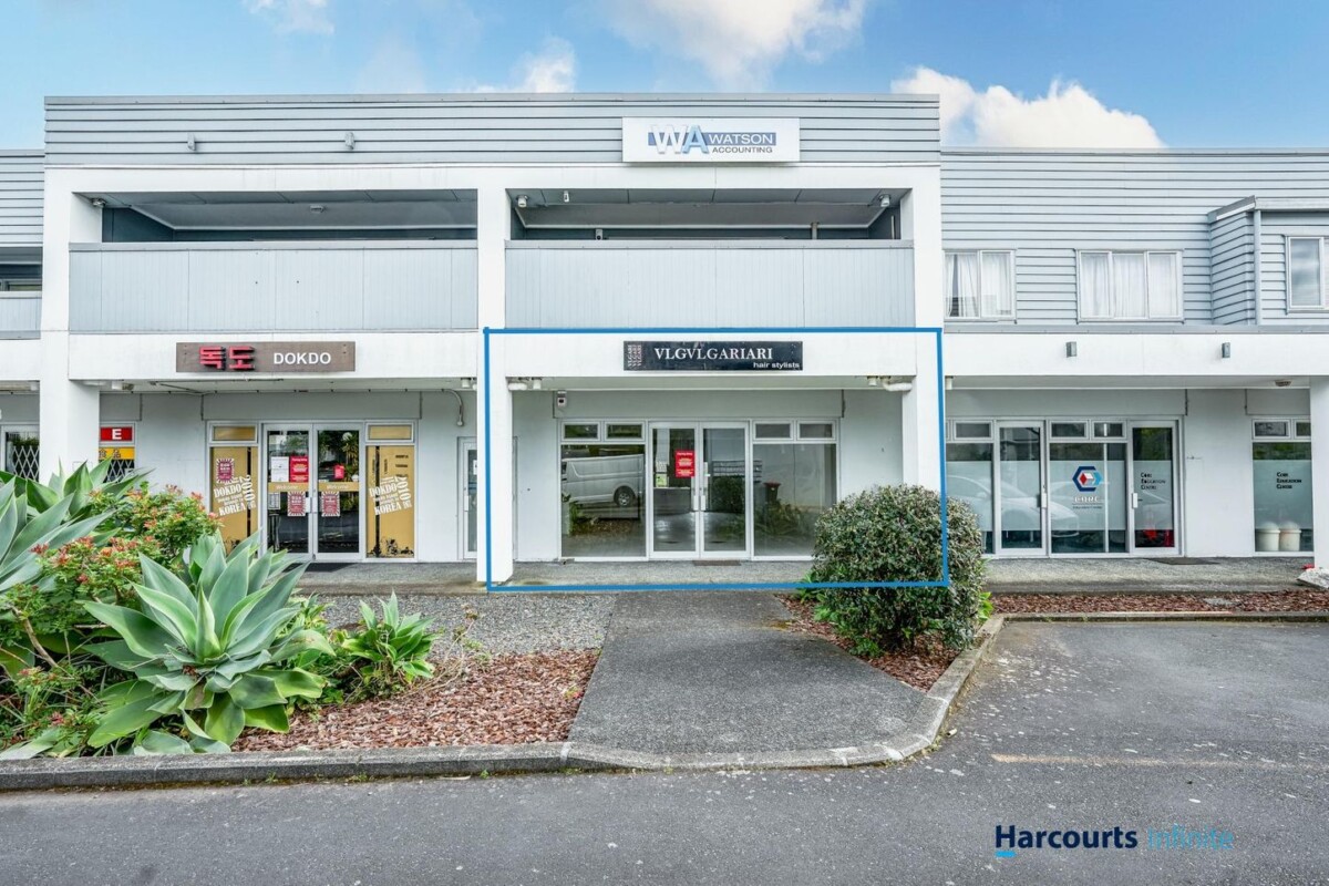 69m2 retail space , For Lease – $20,000 + GST Per Annual, Unit D is the only permitted Barber/Hairdresser in the complex, 4/239 Rosedale Road, Rosedale, Auckland