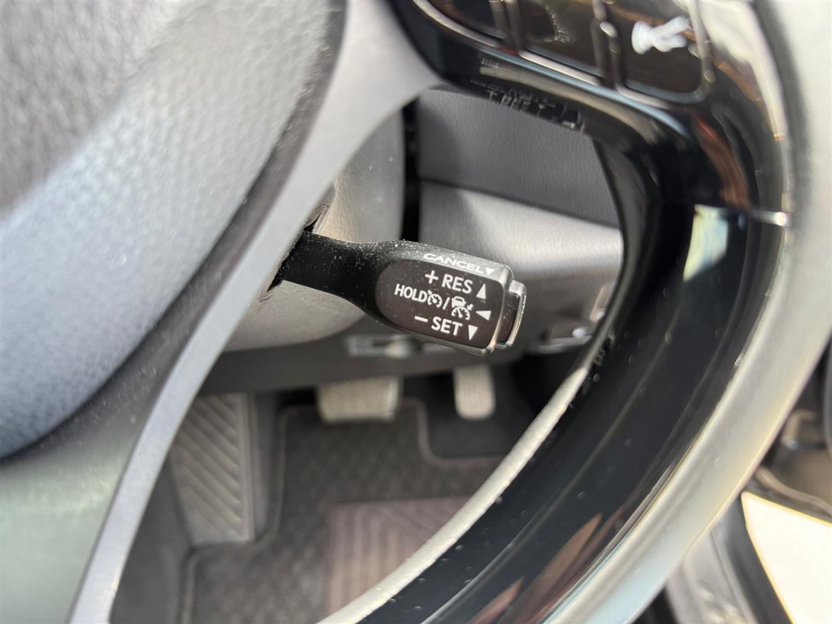 2020 Toyota C-HR **FaceLift G Model**Cruise Control**RV/SUV Automatic, Black, 5 seats, Hybrid, 1,797 cc, 98,472 km