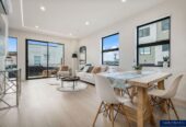 10-Year Master Build Guarantee, Brandnew 3 beds 2.5 bath home with car park, close to LynnMall Shopping Centre, cafes, gyms, Bunnings, The Warehouse, supermarkets, restaurants, 4/16 Binsted Road, New Lynn, Auckland