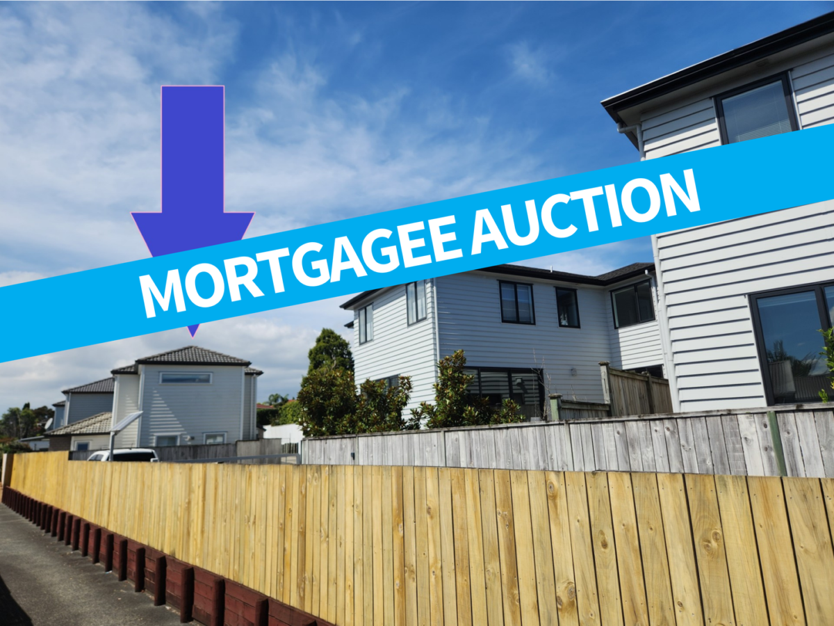 Mortgagee sale, 177m2 Two-level weatherboard 4 beds 3 baths house with double garage on 351m2 section, includes internal access garaging and a gated driveway. Located within proximity to Blockhouse Bay village and New Lynn town centre, including shopping, transport and amenities. Zoned for Blockhouse Bay Intermediate and LynfieldCollege, and within walking distance to Auckland International College, 104a Taylor Street, Blockhouse Bay, Auckland