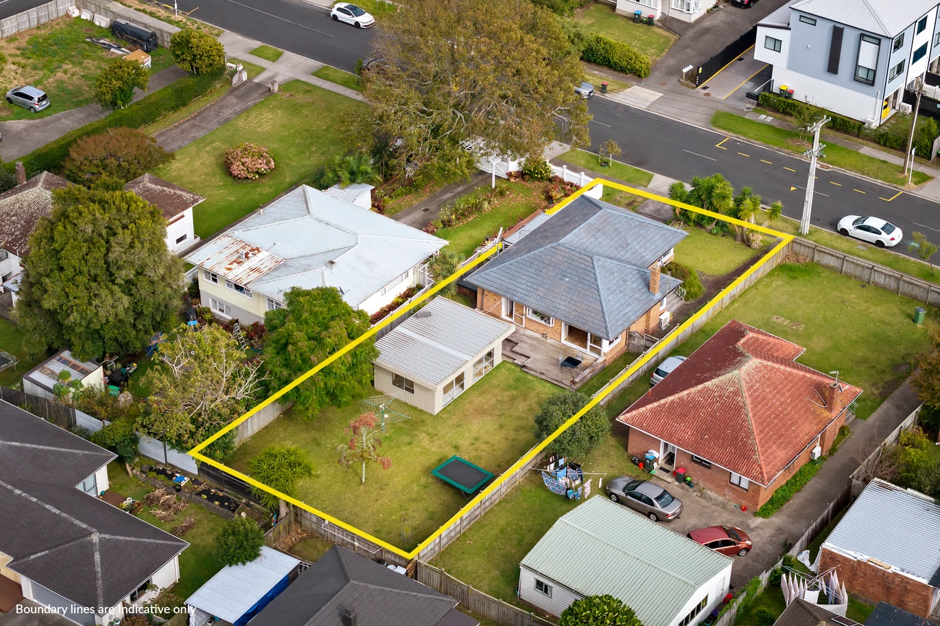 Live, Invest, or Develop, 161m2 Brick and tile 3 beds 1 bath house with garage on 739m2 section, a large standalone rumpus room, In zone for Stanhope Road School & One Tree Hill College, Excellent convenience, Sylvia Park (4 mins), Lunn Ave (3 mins), Ellerslie Village (5 mins), 6 Ferndale Road, Mount Wellington, Auckland