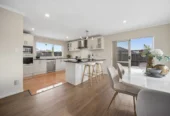 6 beds 3 baths house with double garage on 394m2 section, close to shops, supermarkets, schools, quick motorway access, zoned for Marshall Laing School, Blockhouse Bay Intermediate, and Lynfield College, 377 Richardson Road, Mount Roskill, Auckland