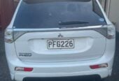 2014 Mitsubishi Outlander PHEV Station Wagon Automatic, White, 5 seats, Plug-in hybrid, 1 Owner, 1,998 cc, 156,769 km