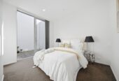 Overseas buyers can buy this property, upstairs 2 beds 1 bath apartment, Ground Floor commercial space: 5.3 meters high stud, currently rented as a grocery store, a kitchenette and a toilet for convenience, and separate entrance from upstairs, 2 allocated car parks, and abundance of visitor car parks, Close to bus stop, short walking distance to Albany canter, QBE, Albany Tennis park, vendor is open to offers, B6/18 Oteha Valley Road Extension, Albany, Auckland