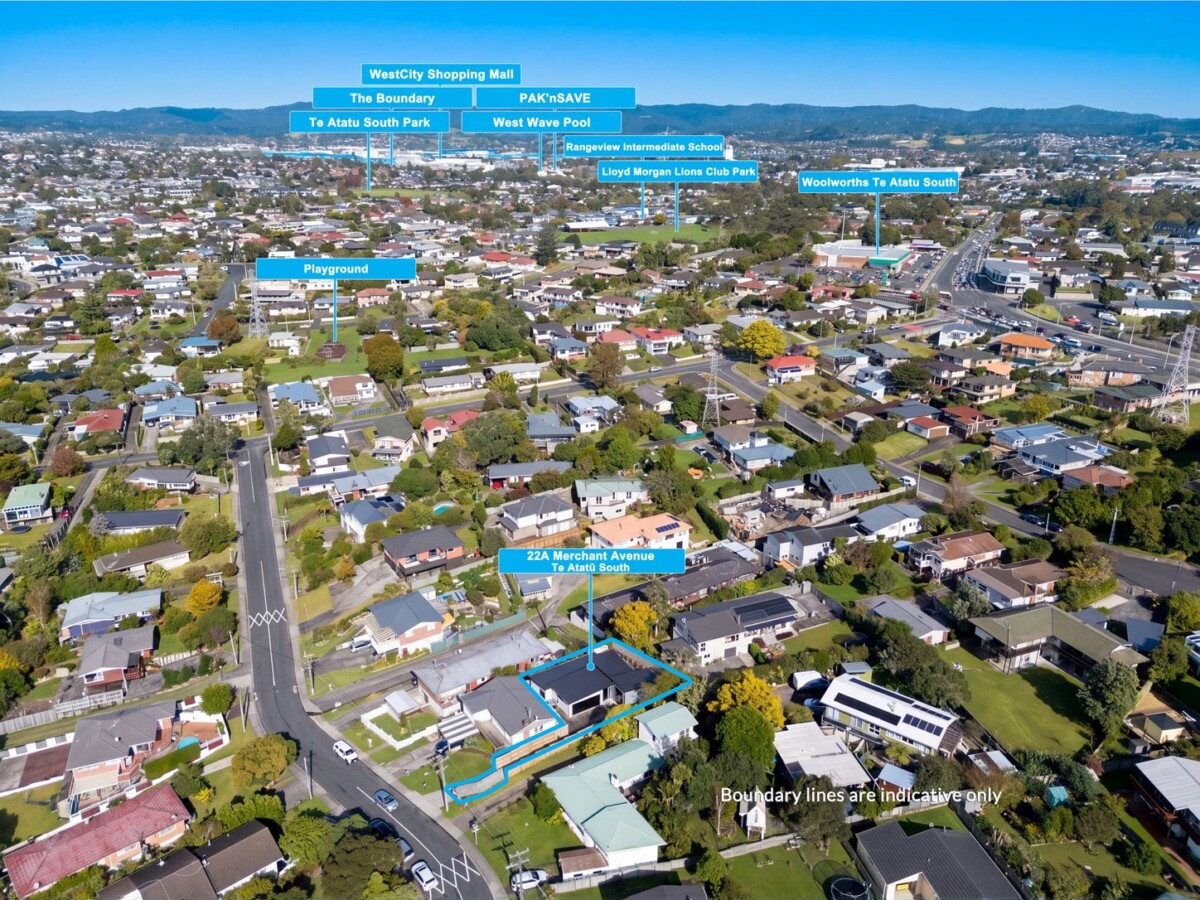 Motivated Vendor, move-in ready, 172m2 4 veds 2 baths house with double garage on 413m2 section, within walking distance to local school, shops, and public transport, and approximately 1km from the motorway on-ramp, 22A Merchant Avenue, Te Atatu South, Auckland