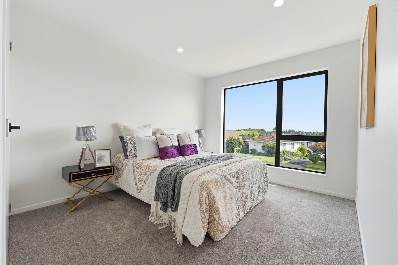Brandnew standalone 4 beds 2.5 baths home with garage, move-in ready, close to schools, shopping centre, beaches, Lot 2/1 Sheralee Place, Bucklands Beach, Auckland