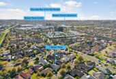 Vendors Settled Overseas, Botany Downs Secondary College zone, 140m2 3 beds 1 bath house with double garage on 400m2 section, moments to Botany Downs shopping centre, schools, 7 Brittas Place, East Tamaki, Auckland