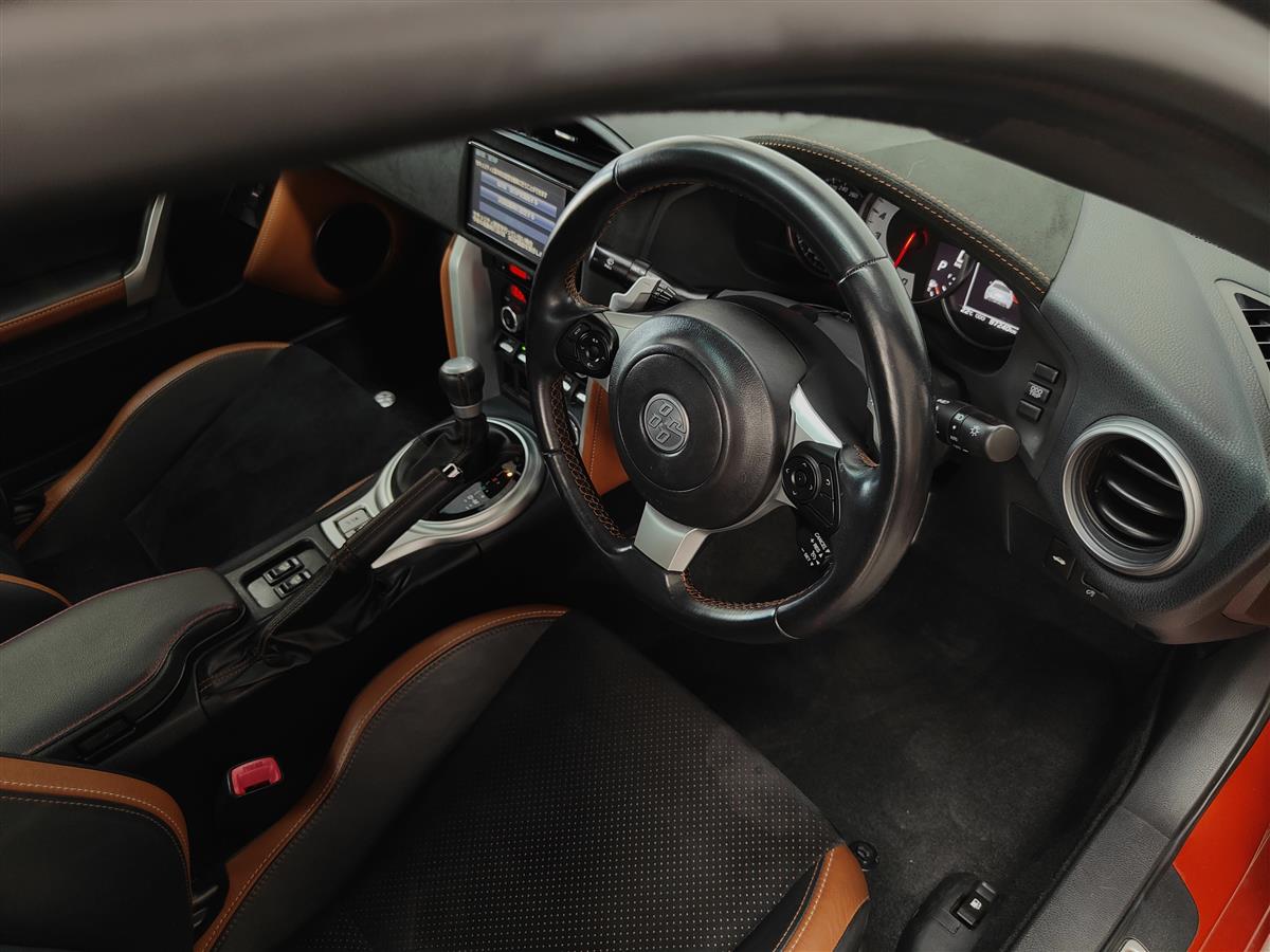 2017 Toyota 86 GT LTD/FACELIFT MODEL/REAR SPOILER/SPORTY LOOKIN/RARE FIND Coupe Automatic, Hot Lava Orange, 4 seats, Petrol, New Import, 2,000 cc, 97,206 km
