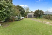 3 beds 1 bath house on 1012m2 section, minutes away from Waiuku Town Centre’s shops, cafes, schools and beach. 0.6 km to Sandspit Road School, 0.7 km to Waiuku College, 3 Sandspit Road, Waiuku, Auckland
