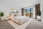 203m2 Brick and tile 4 beds 2.5 baths house on 602m2 section, just a short stroll to Albany Mall, a mins to local school, and convenient transport links. Zoned for Oteha Valley School, Northcross Intermediate, and Long Bay College, 2 Spring Valley, Oteha, Auckland