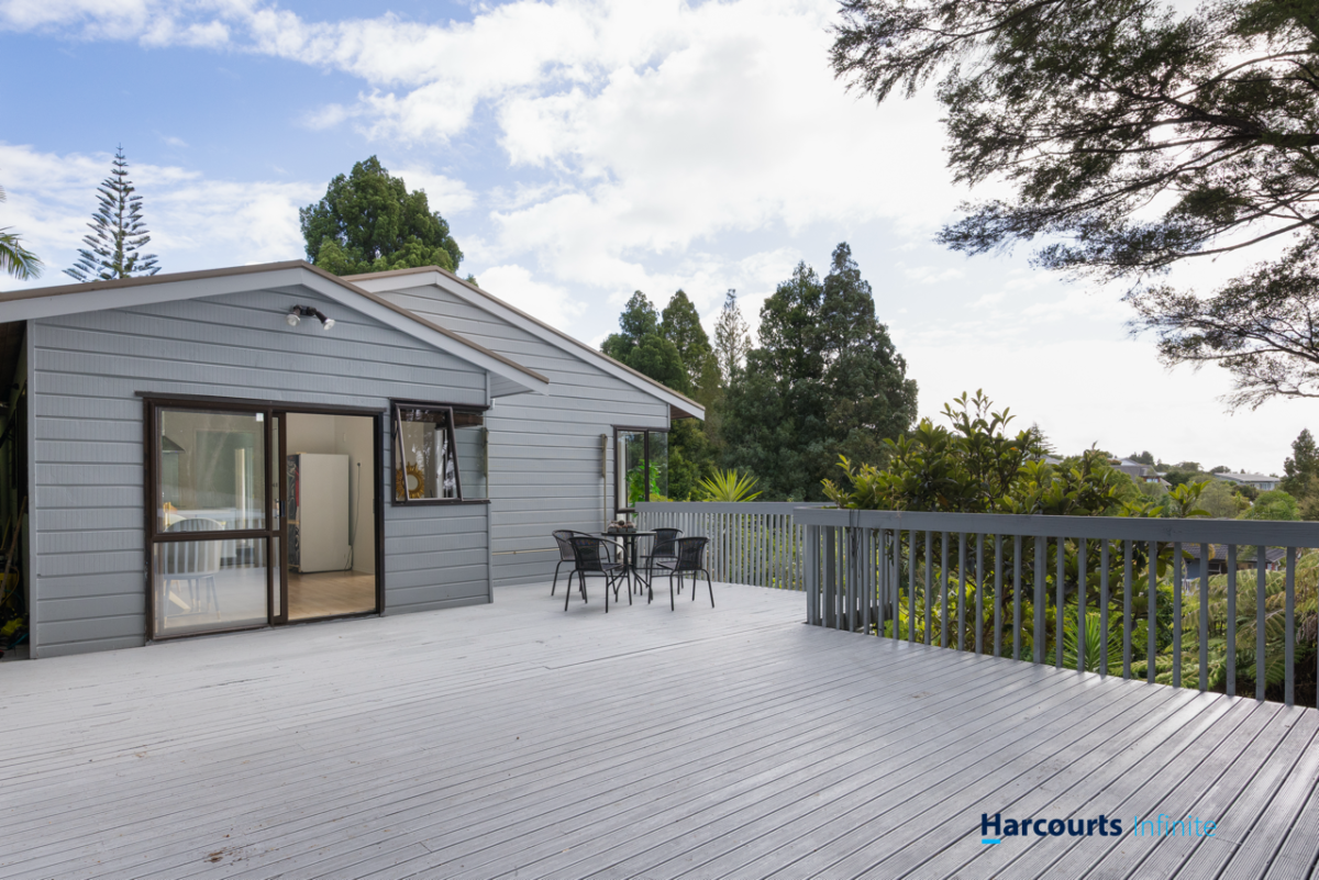 Once over 13 years, Must sell, Owners moving to Brisbane, 150m2 4 beds 2 baths house with Great Reserve Views, zoned for Glamorgan School, Northcross Intermediate, Long Bay College, 2/27 Flavia Close, Torbay, Auckland