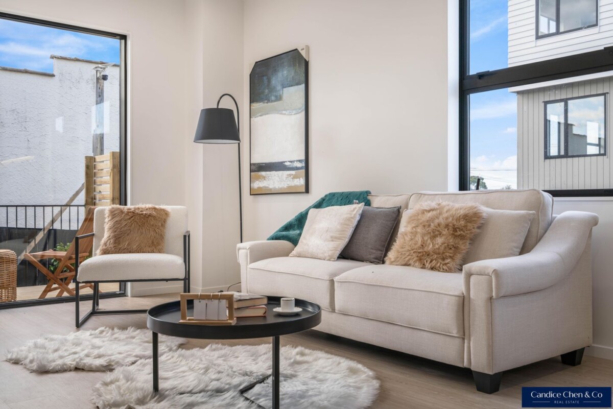 10-Year Master Build Guarantee, Brandnew 3 beds 2.5 bath home with car park, close to LynnMall Shopping Centre, cafes, gyms, Bunnings, The Warehouse, supermarkets, restaurants, 4/16 Binsted Road, New Lynn, Auckland
