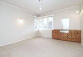 For rent, Pet Friendly, 3 beds 1 bath house with double garage, Available Now, Pukekohe, Auckland