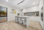 With Views, 2 kitchens, 290m2 7 beds (3 ensuites) 5.5 baths house with double garage and 2-beds granny on 372m2 section. close to schools, Ormiston shopping centre, double7 Fricker Way, Flat Bush, Auckland