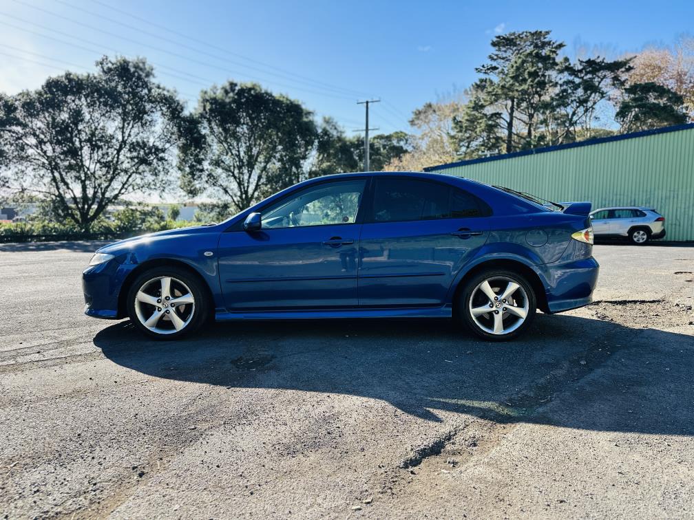 2003 Mazda Atenza Sedan Tiptronic. 5 seats, Petrol, 2,300 cc, 301,768 km