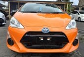 2016 Toyota Aqua **S Package**Push Start**Reversing Camera**Black Mirrors** Hatchback Automatic, 5 seats, Hybrid, 1,496 cc, 95,387 km