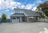 Brick and weatherboard 3 beds 2.5 baths house with garage, within walking distance to the cinema, cafés, shops, restaurants, and other everyday amenities, 112b Edinburgh Street, Pukekohe, Auckland