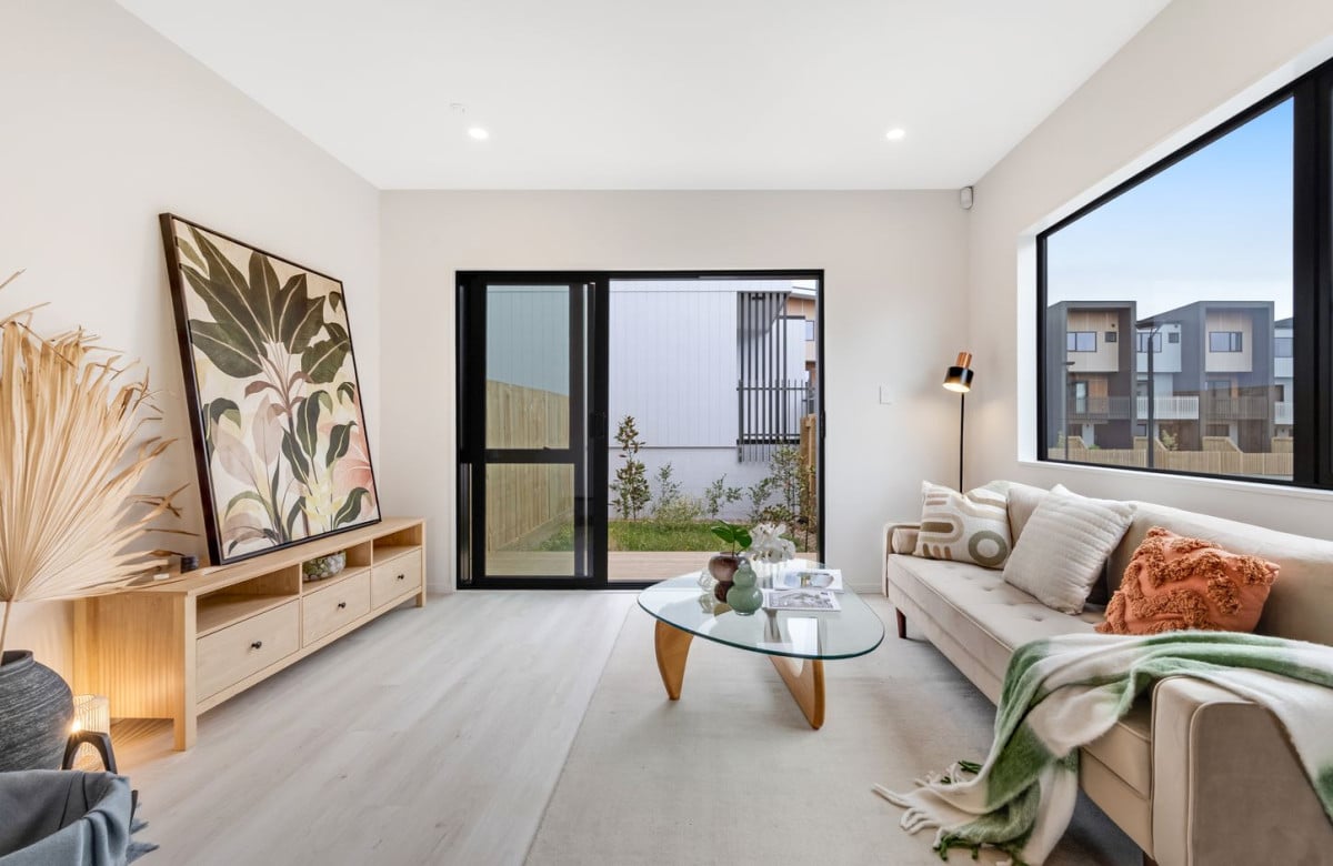 10-Year Master Build Guarantee, 3 beds 2 baths home with garage, m0ve-in ready, Minutes to Sylvia Park (shopping centre, Easy motorway access, Close to parks, schools & local amenities, (2 Bed + Study | 2 Bath | 1 Carpark – From $680,000, 3 Bed | 3 Bath | 1 Carpark – From $795,000, 4 Bed | 2.5 Bath | Garage + OSP – From $900,000,Mount Wellington, Auckland