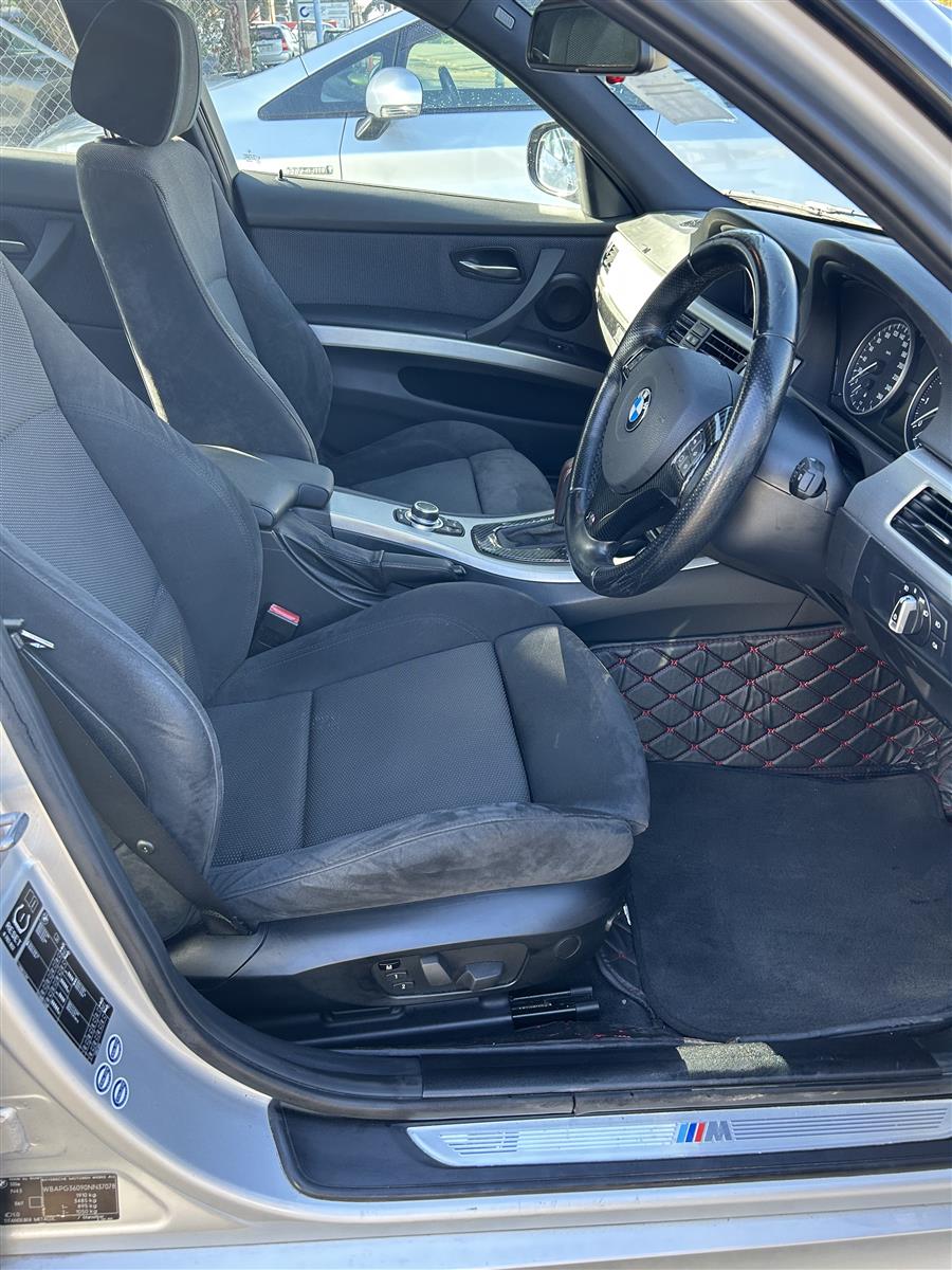2011 BMW 320i Sedan Automatic, 5 seats, Petrol, 2,000 cc, 88,328 km