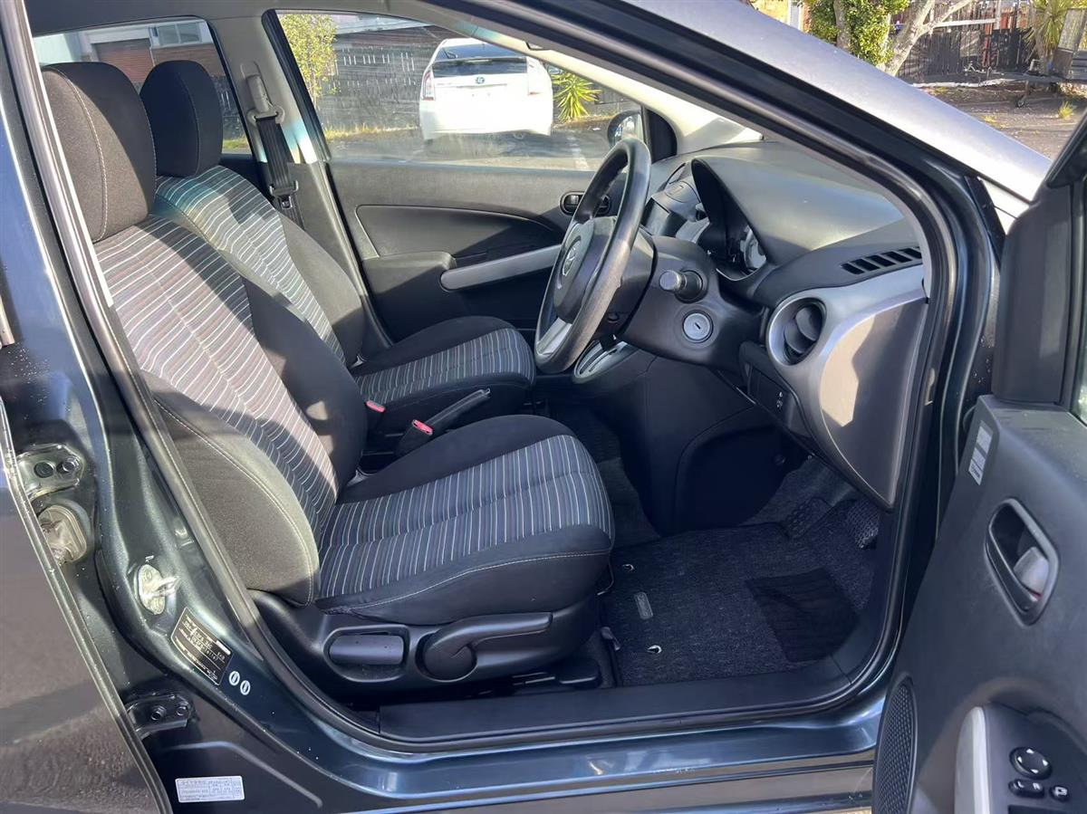 2008 Mazda Demio Hatchback Automatic, 5 seats, Grey, Petrol, 1,340 cc, 168,464 km