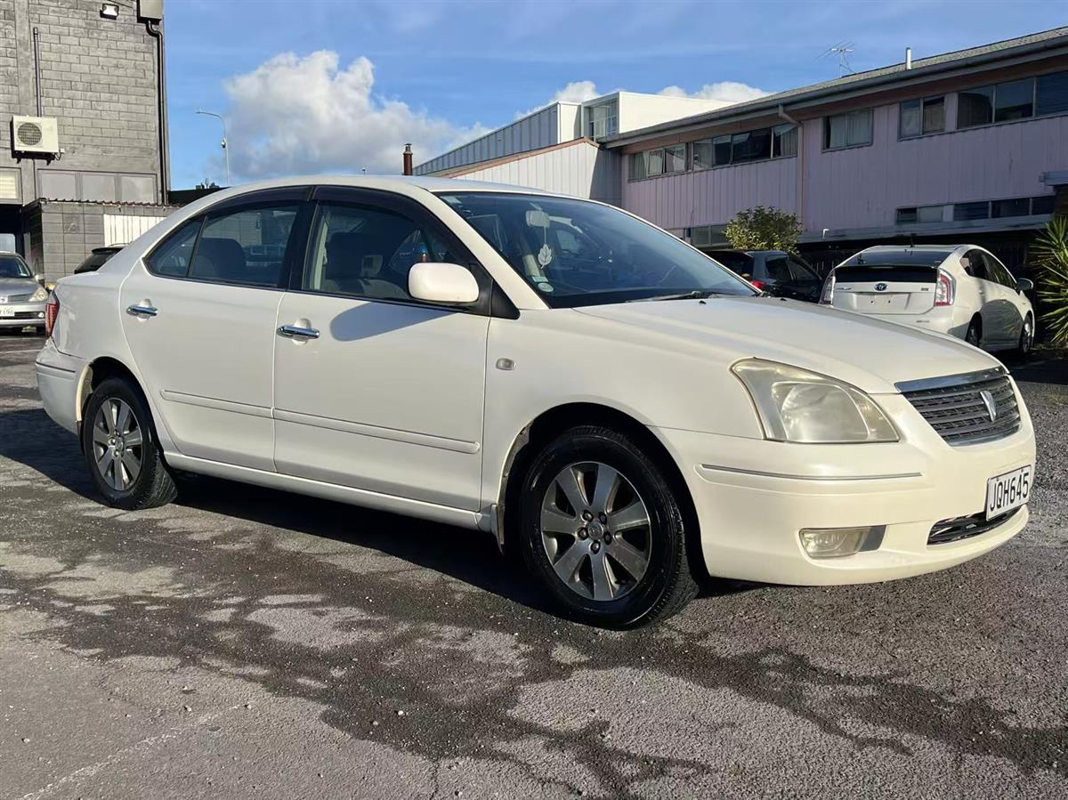 2004 Toyota Premio Sedan Automatic, 5 seats, White, Petrol, 1,790 cc, 129,821 km