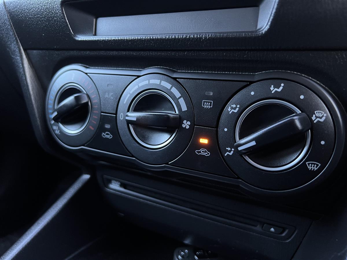 2015 Mazda Axela Hatchback Automatic, 5 seats, New Import, Petrol, 1,490 cc, 51,886 km