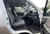 2017 Toyota Hiace Van Automatic, 10 seats, Minibus, Petrol, 2,690 cc, 149,093 km