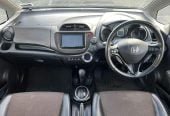 2013 Honda Fit SHUTTLE HYBRID Hatchback Automatic, 5 seats, Black, 1 owner, Petrol, 1,339 cc, 140,902 km