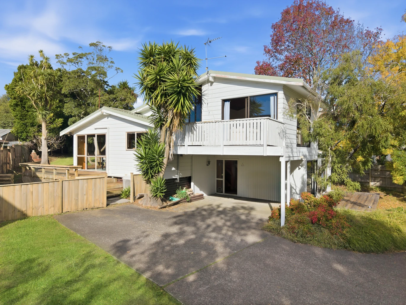 1009m2 section, 2 beds 1 bath house with carport, close to shools, shopping centres, zoned for Howick Intermediate, Owairoa School, Howick College, Star of the Sea School, and Sancta Maria College, 15 Baird Street Howick, Auckland