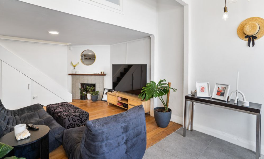 Home and Income – Renovated Two Dwellings on 1 Title, Dwelling 1: 1 bed + Two additional rooms upstairs 1 bath kitchen and Living & Dining, Dwelling 2: 1 bed Modern Bathroom & Kitchen, Separate Power & Water Meter – Totally independent, Just a stone’s throw from Sandringham Village, Walk to St Luke’s Shopping Mall, Easy access to motorways & the city, 1D Calgary Street, Sandringham, Auckland