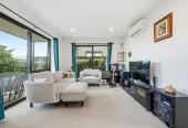 Built by Jalcon Homes, 2 beds 1 bath 1 car park apartment, Positioned on the ground level with its own private courtyard, just a short stroll to the heart of Kumeu, with easy access to Westgate Shopping Centre, SH16 motorway links, zoned for Huapai District School, St Paul’s School, and Massey High School, 3/38 Jane Maree Road Kumeu, Auckland