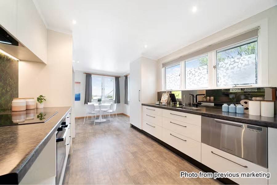 Urgent sell, Must sell, Ignore CV & Past Prices, Currently tenanted, 3 beds 1 bath house with garage on 812m2 section, The real bonus here is the huge rear workshop with two rooms and three-phase power, close to motorway access, local shops, and schooling, 0.5 km to Rangeview Intermediate, 34 Coniston Avenue, Te Atatu South, Auckland