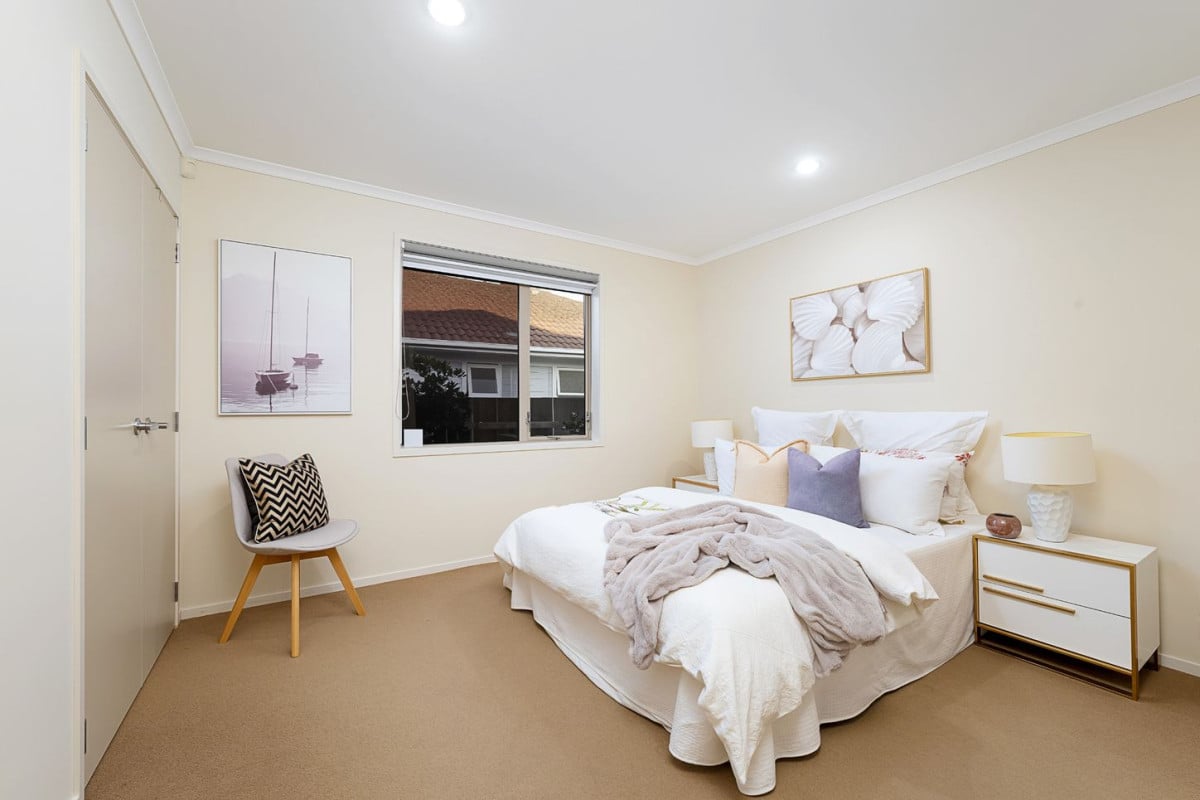 120m2 Brick and tile 3 beds 2 baths house with garage on 351m2 section, just moments from Glen Eden’s vibrant village centre with its array of cafes, shops, and supermarkets. The Glen Eden train station, Zoned for local schools including Glen Eden School and near popular parks like Parrs Park, 23 Anna Lane, Glen Eden, Auckland