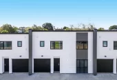 3 beds 1.5 bath townhouse with garage, within walking distance to Mountfort Park, Pools and Leisure Centre, Shopping Centre, schools, and the train station. easy motorway access, Lot 1-3/35 Friedlanders Road, Manurewa, Auckland